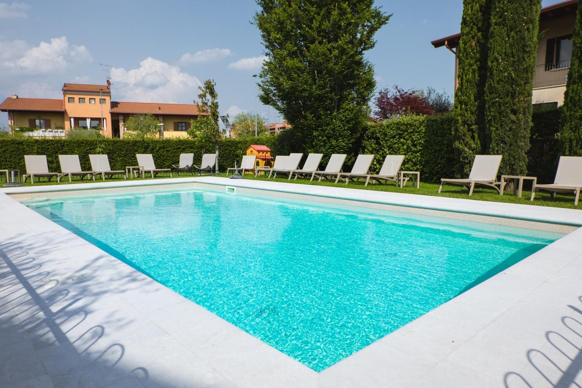 Villa Colli Storici Десенцано дел Гарда Екстериор снимка