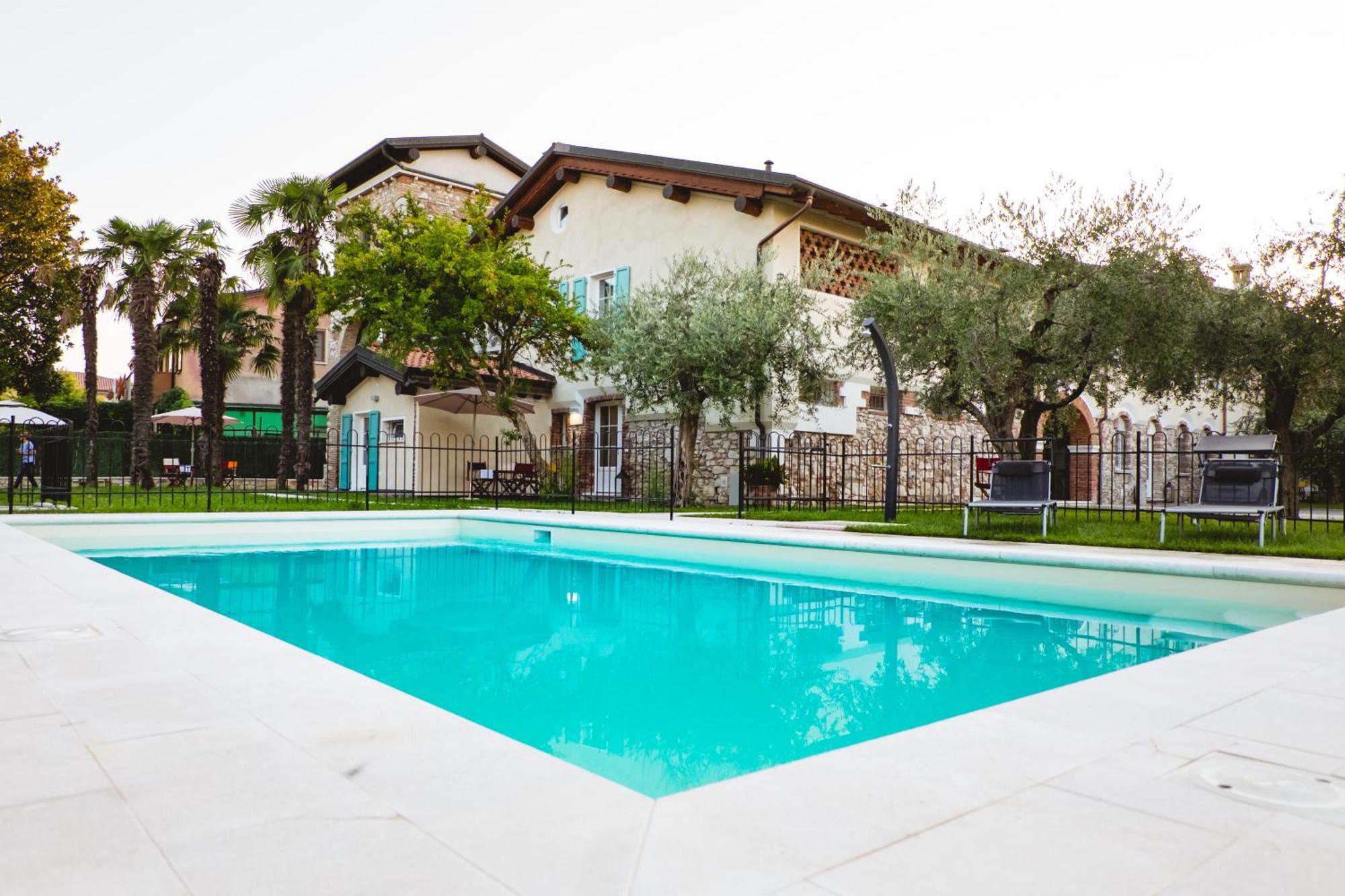 Villa Colli Storici Десенцано дел Гарда Екстериор снимка