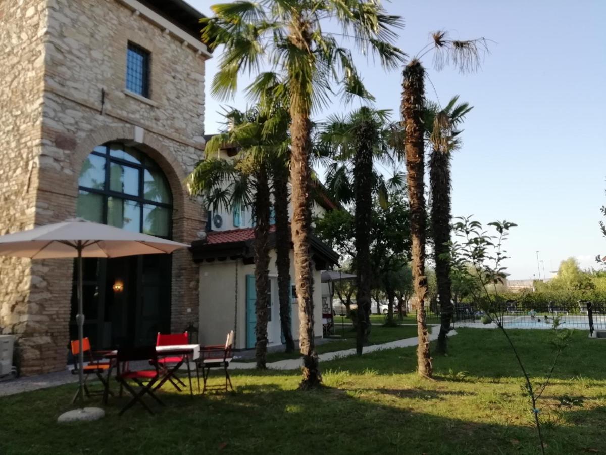 Villa Colli Storici Десенцано дел Гарда Екстериор снимка